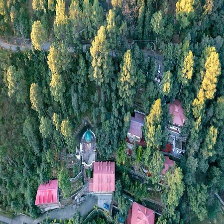 The Canadian Woods Resort Найнитал Экстерьер фото