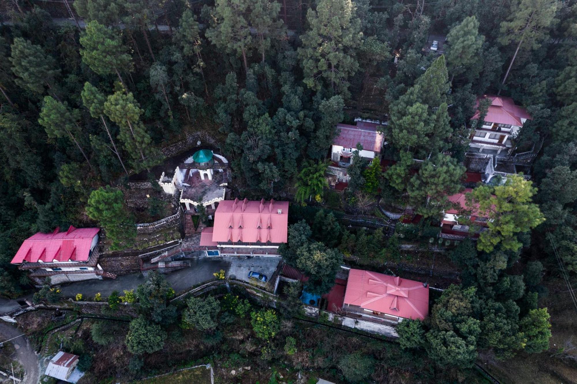 The Canadian Woods Resort Найнитал Экстерьер фото