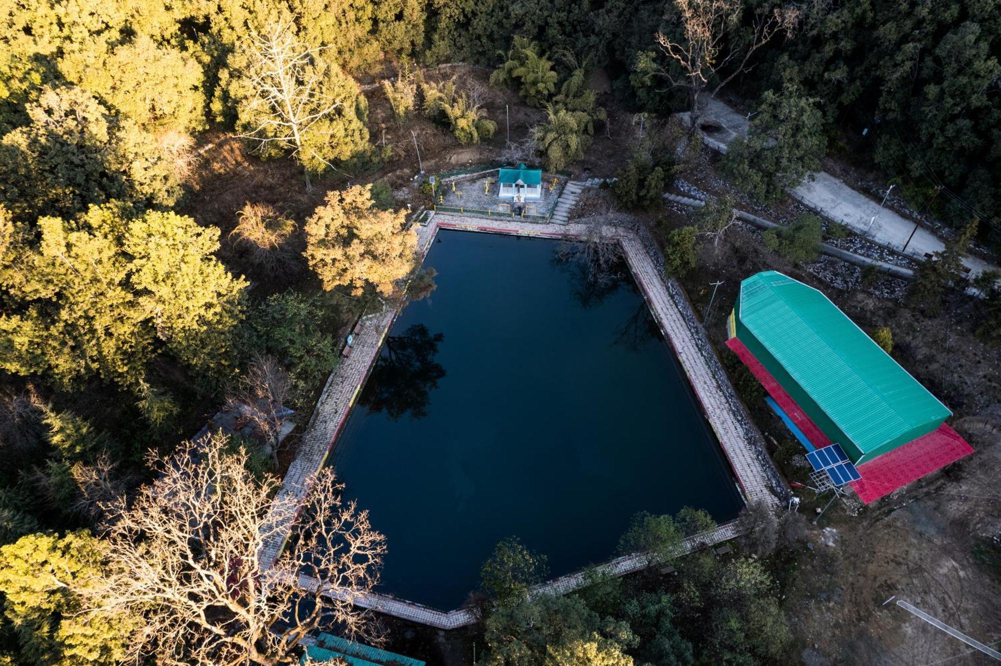 The Canadian Woods Resort Найнитал Экстерьер фото